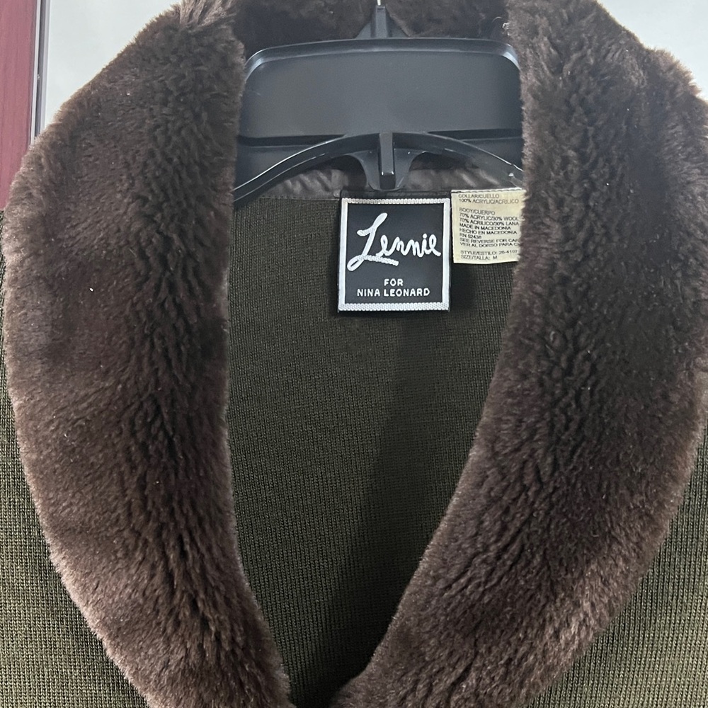 Vintage Nina Leonard brown Cardigan with Chocolate faux fur Collar. - Picture 5 of 10